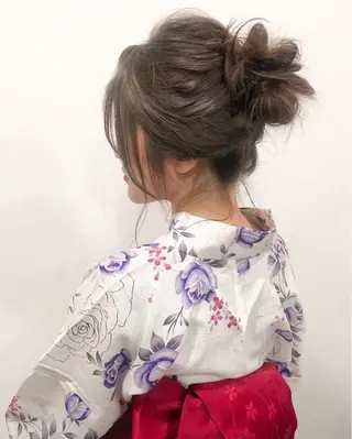 ミディアム ヘアアレンジ ダメージレスサロン✨ kayo🌱のヘアスタイル