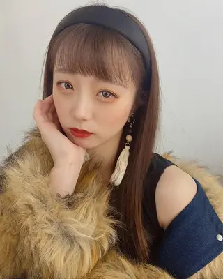 ロング カラー ヘアアレンジ 志賀 あずみのヘアスタイル