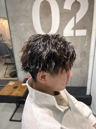 ショート パーマ メンズ 岩城 滉成のヘアスタイル