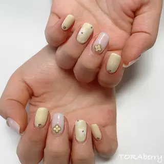 ネイル ネイリスト なつみのネイルデザイン