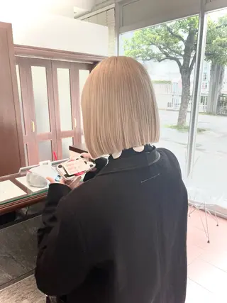 ミディアム ⭐️韓国ブリーチ 顔周りカット⭐️のヘアスタイル