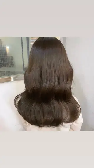セミロング カラー 艶感/韓国風 🤍moeka🤍のヘアスタイル