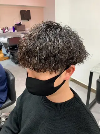 パーマ メンズ パーマ支持率No.1 ❤️‍🔥安成弾のヘアスタイル