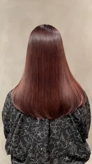 ロング 都築 菜美のヘアスタイル