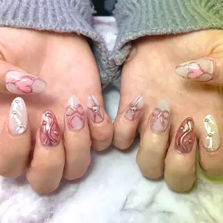 ネイル 魚住美天 ネイリ ストUNELMA所属のネイルデザイン