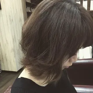 ミディアム カラー パーマ embrace エンブレイスのヘアスタイル
