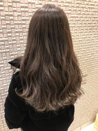 セミロング カラー scene. haraのヘアスタイル
