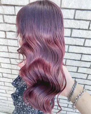 ロング カラー ヘアアレンジ 西山 夢月のヘアスタイル