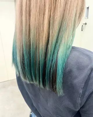 カラー 中村 彩夏のヘアスタイル
