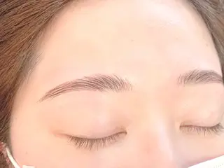 アイブロウ モンカプチーノ 代々木のマツエク・マツパデザイン