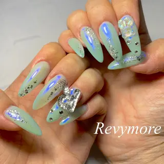 セミロング ネイル nail salon Revymoreのネイルデザイン