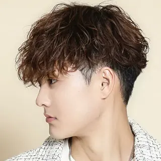 ショート パーマ メンズ 稲村侑斗ダウンパーマ メンズパーマのヘアスタイル