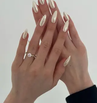 ネイル JISOO ANA.CHUOのネイルデザイン