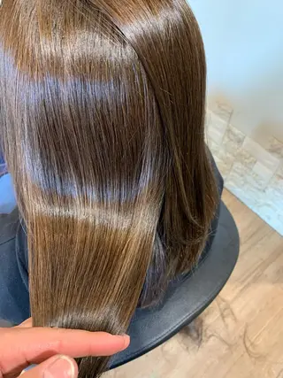 ミディアム カラー 大久保 隆蔵のヘアスタイル