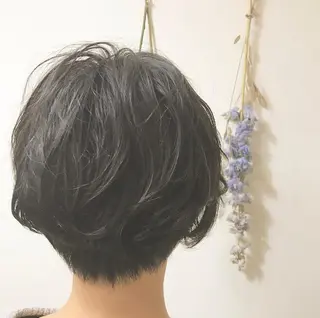 ショート カラー パーマ 透け感/くびれヘア/ レイヤー/カズキ🍭のヘアスタイル