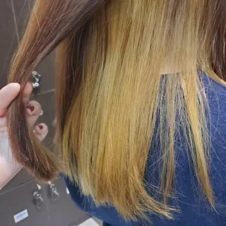 ロング カラー 推しアニメカラー🌈 ツヤ透明感カラー🦄のヘアスタイル