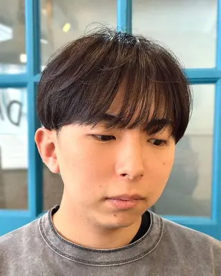 メンズ ショート、韓国メンズ ヘアのかつらぎのヘアスタイル