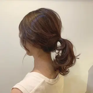 セミロング カラー stylist店長 岡本真依のヘアスタイル