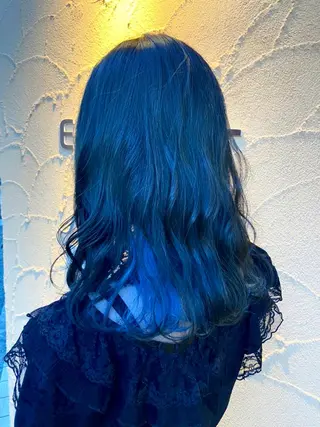 ミディアム レイヤーカット🖤 SAYAのヘアスタイル