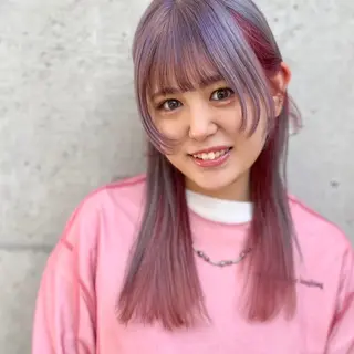 セミロング カラー moana surfriderのヘアスタイル