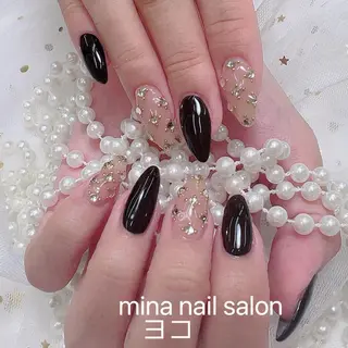 ネイル queens nailsalonのネイルデザイン