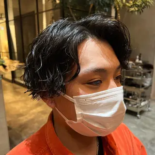 ミディアム パーマ メンズ 波巻きスパイラルパー マ/シャドウパーマ駿のヘアスタイル
