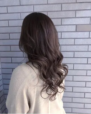ロング カラー 中村 よしひでのヘアスタイル