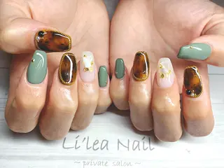 ネイル Li'leaNail AINAのネイルデザイン