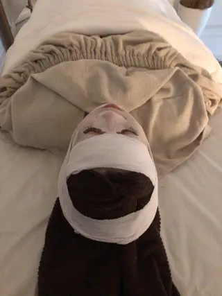 ミディアム カラー パーマ ヘアアレンジ メンズ ネイル マツエク・マツパ 頭痛•小顔専門 温ヘッド【jiu】のエステ・リラクイメージ