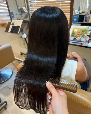 ロング 瀧上 菜津美のヘアスタイル