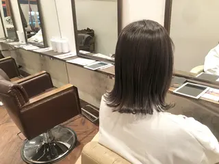 ミディアム カラー みねぎし ふうかのヘアスタイル