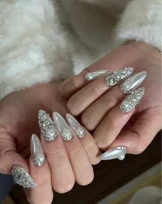 ロング T&D NailSalonのネイルデザイン