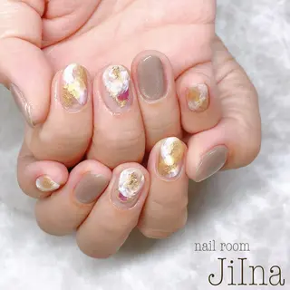 ネイル JiIna nailのネイルデザイン