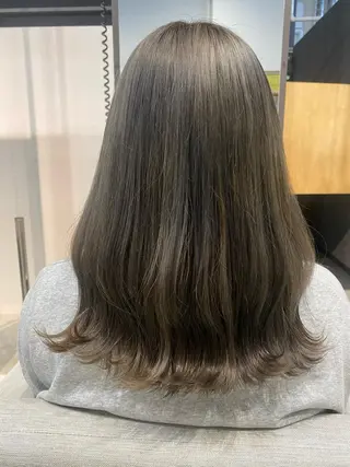 ミディアム Linda所属・高橋 侑莉亜のヘアスタイル