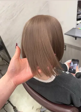 カラー ユイ☆レイヤーカット ヘアセット/ブリーチのヘアスタイル