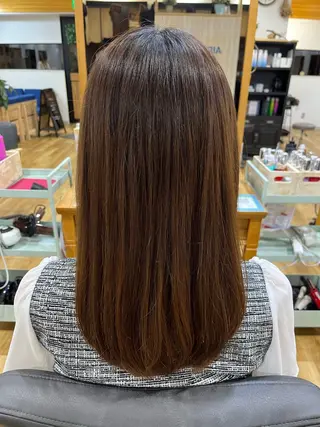 ロング 安島(あじま) 慎(まこと)のヘアスタイル