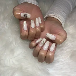 ネイル R nailのネイルデザイン