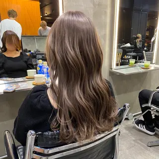 セミロング カラー 透明感カラー🌿 グレージュ🐺陽介のヘアスタイル