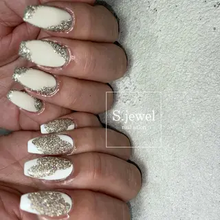 ネイル S. JEWELのネイルデザイン