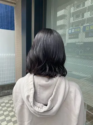 ミディアム カラー サプリームヘア 飯田みち瑠のヘアスタイル