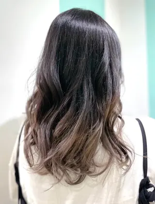 セミロング 原 千景のヘアスタイル