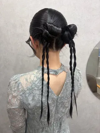 ロング maya レイヤーカットのヘアスタイル