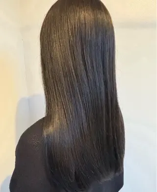 カラー haruhi/艶髪 ☀️透明感カラーのヘアスタイル