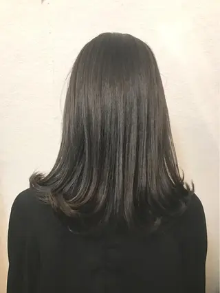 ショート ミディアム セミロング ロング カラー ヘアアレンジ 白髪ぼかしハイライト バレイヤージュヤマトのヘアスタイル