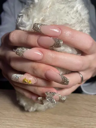 ネイル Whity kiriのネイルデザイン