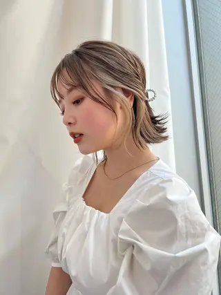 ミディアム カラー パーマ ヘアアレンジ レイヤー専門家 ダブルカラー修のヘアスタイル