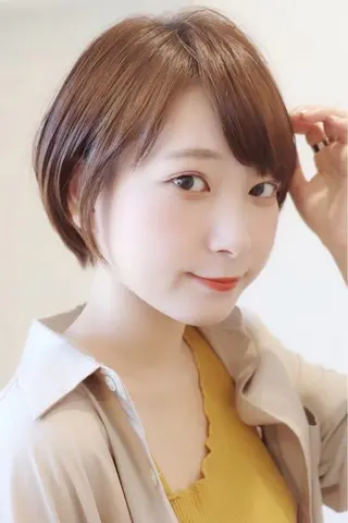 カラー I. sanaのヘアスタイル