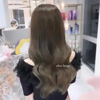 ロング カラー 𝑚𝑖𝑤𝑎 /名駅/透明感カラーのヘアスタイル