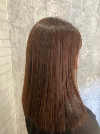 セミロング SALOWIN 表参道FLAT店所属・トップスタイリスト澤 奈緒美のヘアスタイル