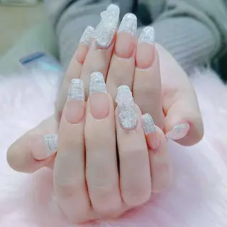 ネイル MoonNail ユリ🌸のネイルデザイン